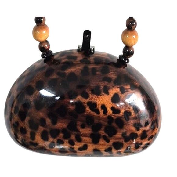 Signed Timmy Woods Acacia Wood Leopard Print Purse With Beaded Strap NWOT - Picture 1 of 12